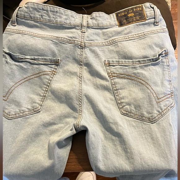 New Ripped Jeans - Picture 4 of 6